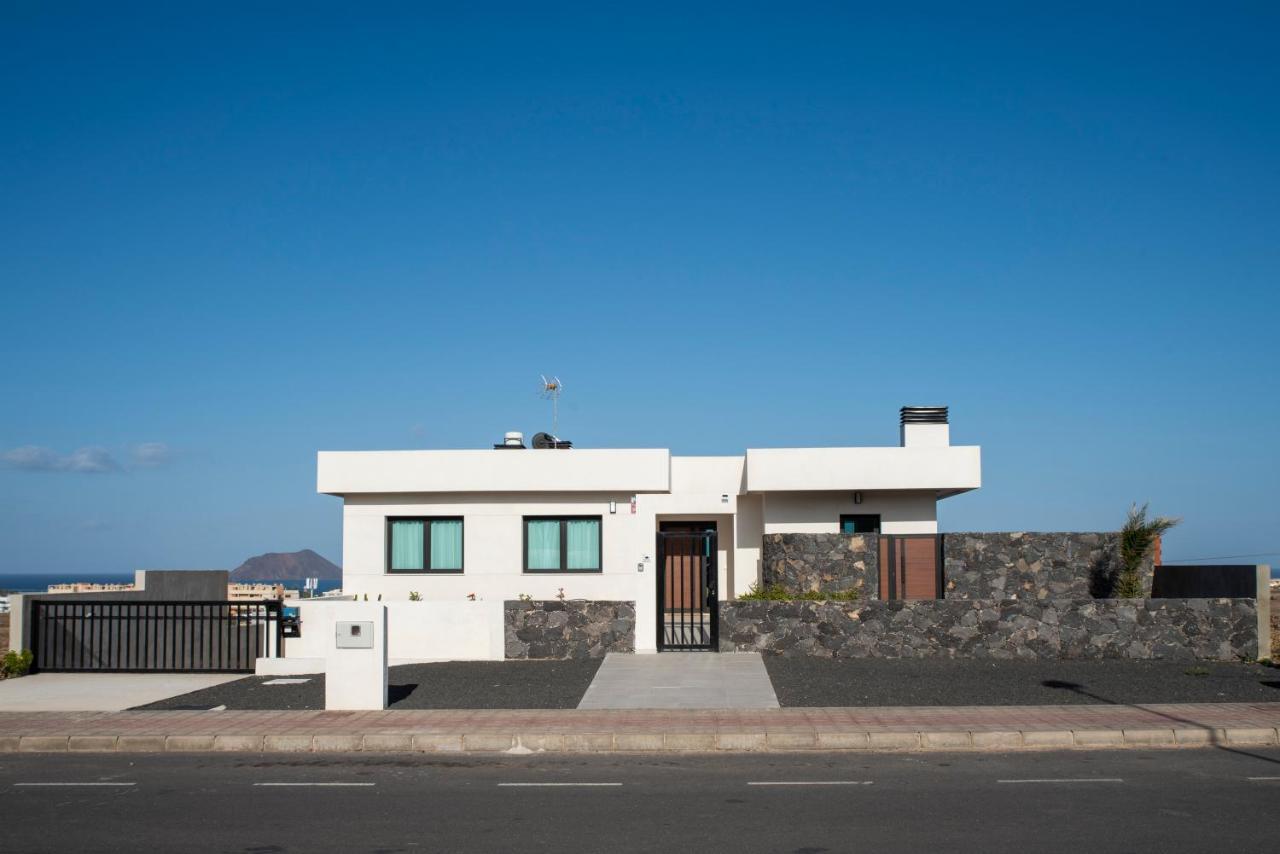 Ereza Villa Boraen คอร์ราเลโฮ ภายนอก รูปภาพ